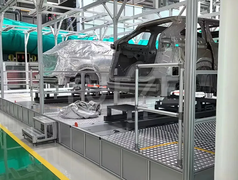 Auto-assemblagelijn